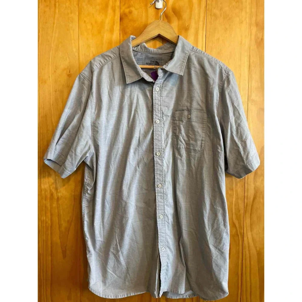 Size XXL The North Face Men's Short Sleeve Shirt